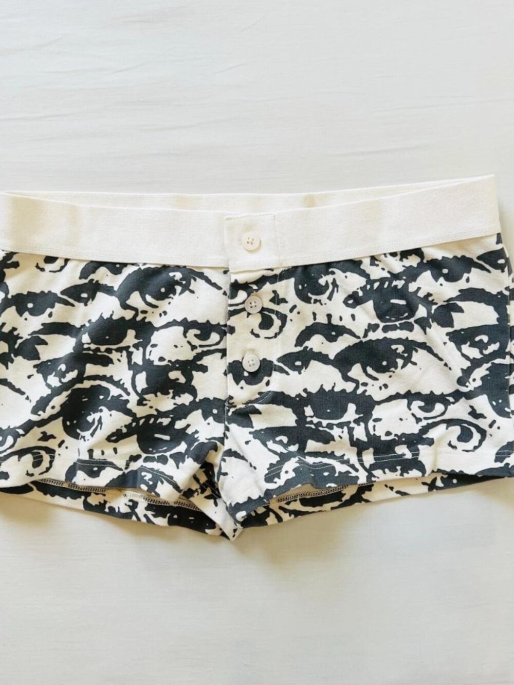 BNWT Brandy Melville-John Galt Eye Boyshorts